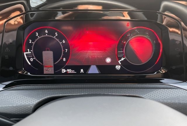 Volkswagen Golf VIII 2.0 TSI DSG GTI Clubsport Navi Pano Ka foto 21