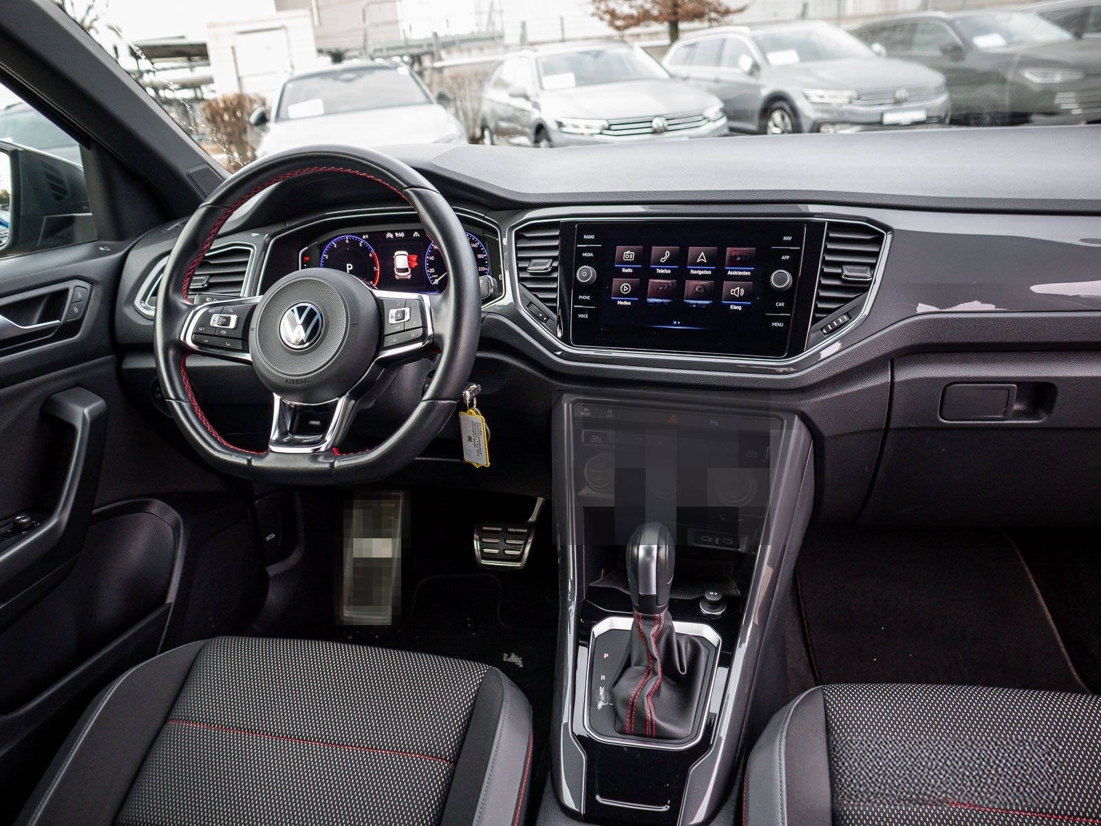 Volkswagen T-ROC Sport 1.5 TSI LED Navi ParkPilot RearView foto 12