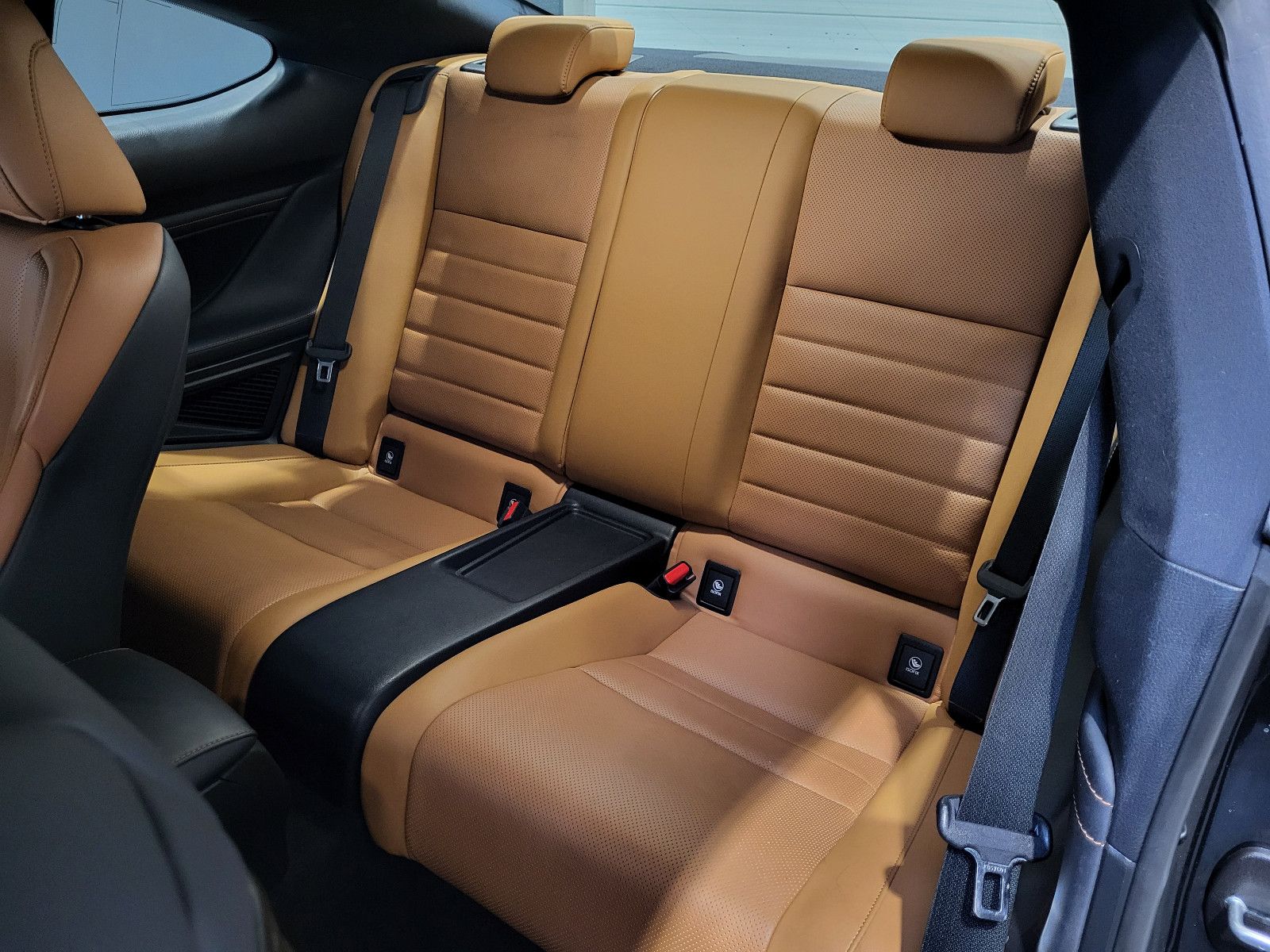 Lexus RC 300h *TOP Ausstattung* foto 8