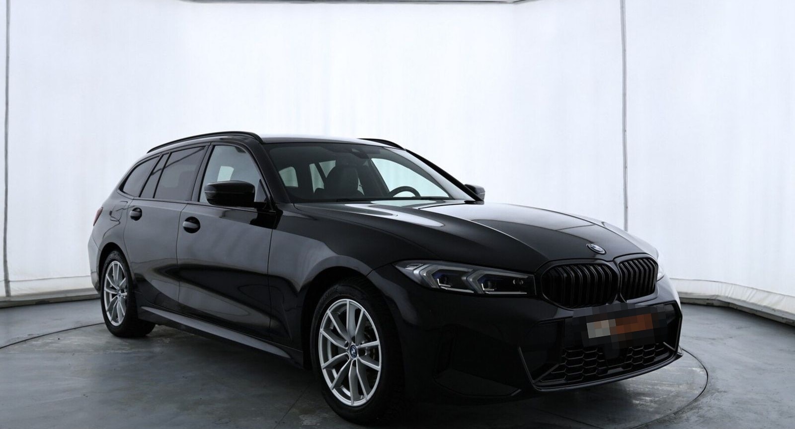 BMW 330e M Sport Pro ACC|Nav|ParkAs+Kam|Pano|elS|AHK