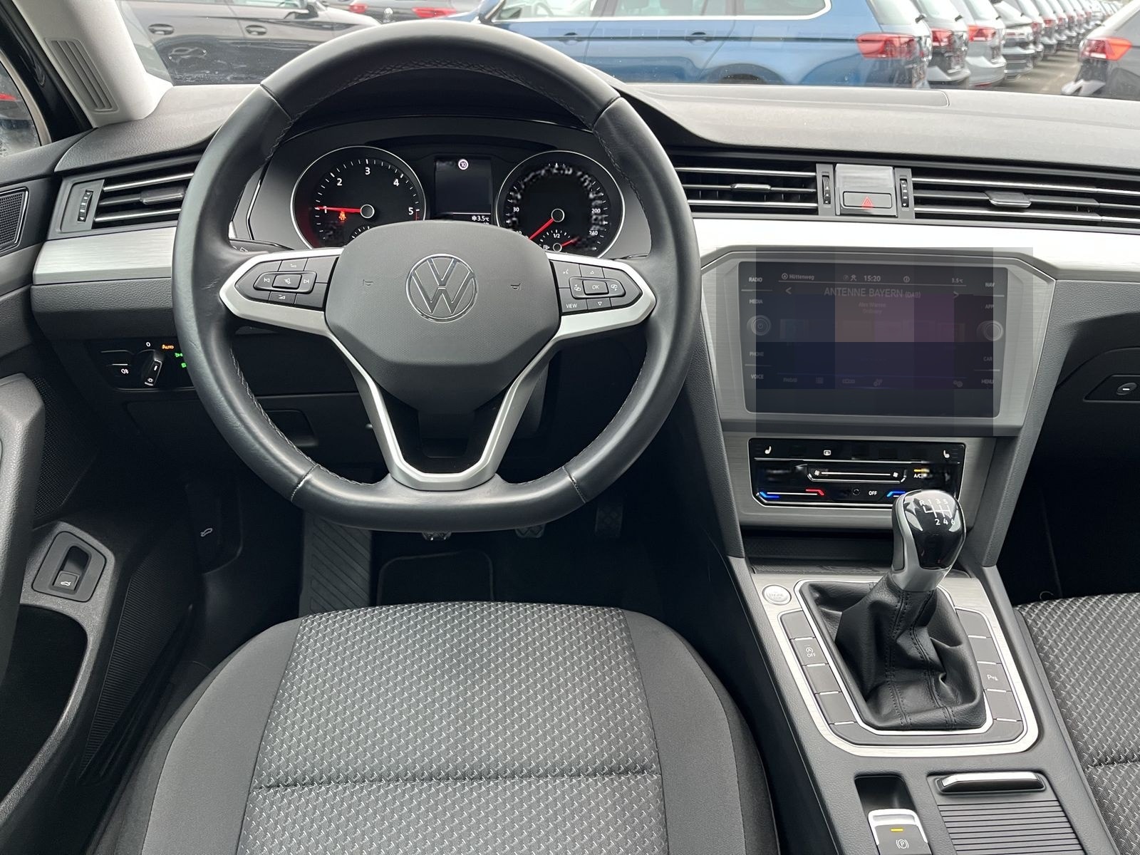 Volkswagen Passat Variant 2.0 TDI R-Line Optik 135€ m.20% A foto 14