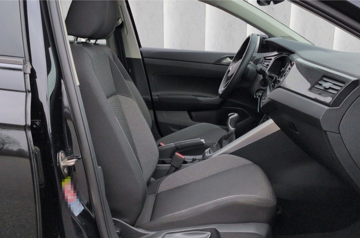 Volkswagen Taigo Life 1.0TSI*AHK Navi LED digCock R-Kam SHZ foto 8