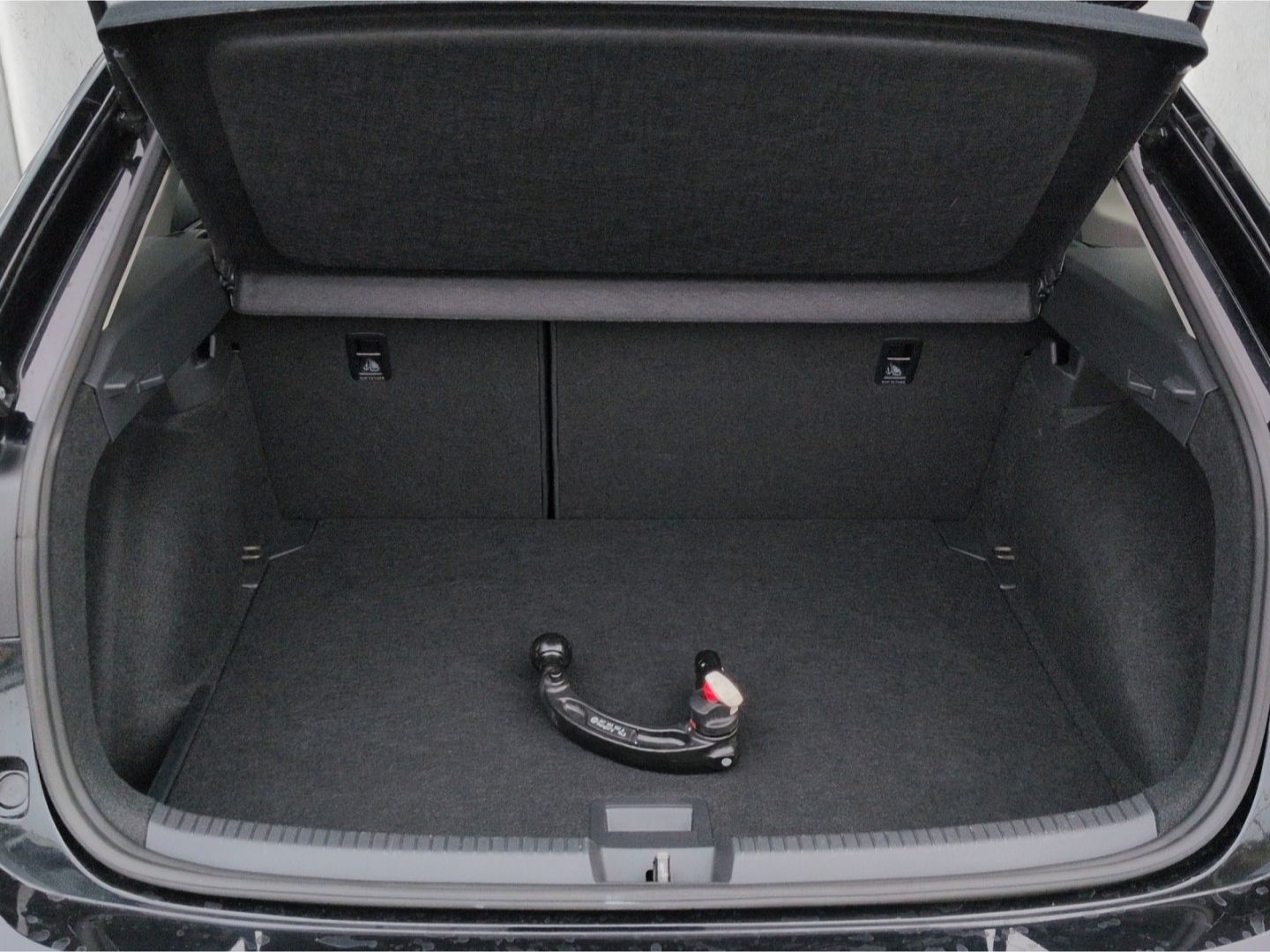 Volkswagen Taigo Life 1.0TSI*AHK Navi LED digCock R-Kam SHZ foto 10