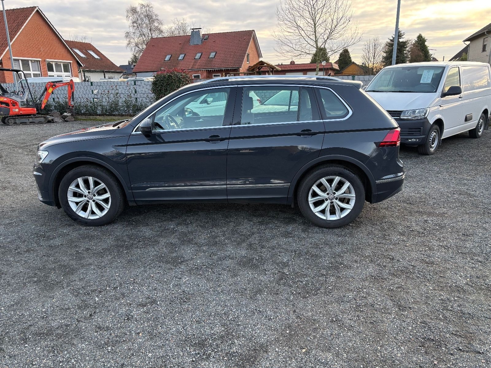 Volkswagen TIGUAN HIGHLINE LED/AHK/NAVI/KLIMAAUTOM./SITZH. foto 4