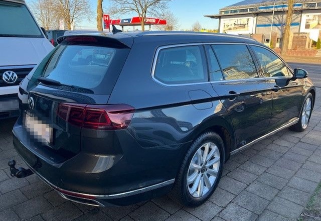 Volkswagen Passat Var 1.5 TSI Elegance LEDER NAV MATRIX AHK foto 3