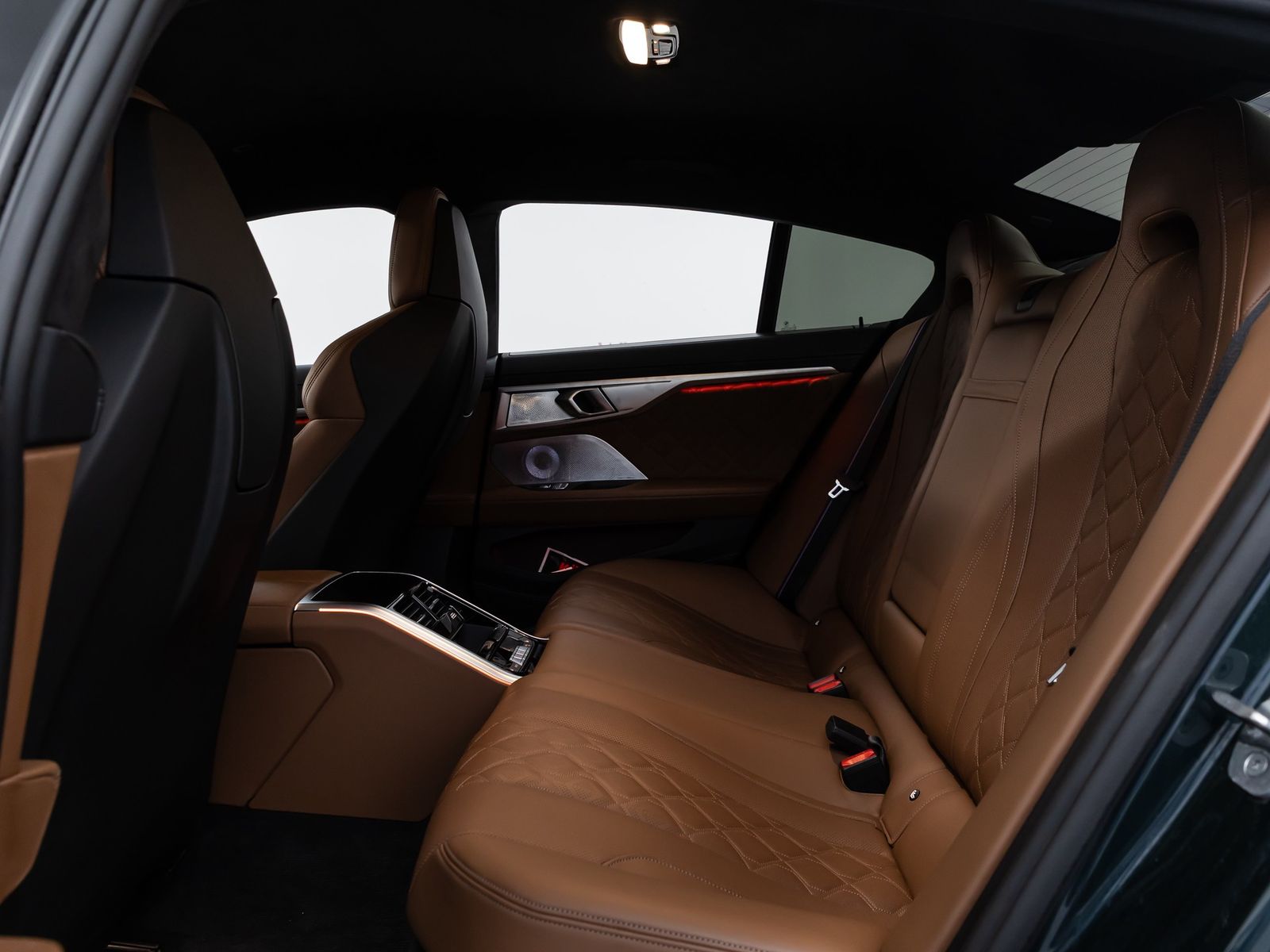 BMW M8 Competition *CARBON*KERAMIK*NIGHT*B&W*LASER foto 12