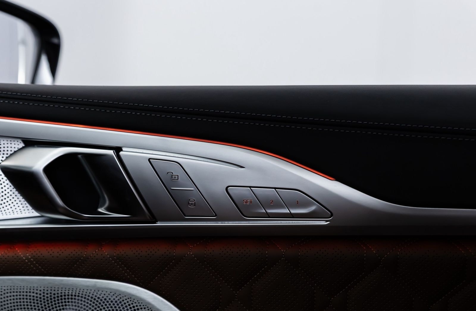 BMW M8 Competition *CARBON*KERAMIK*NIGHT*B&W*LASER foto 16