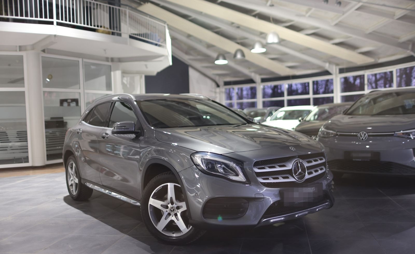 Mercedes-Benz GLA 250 AMG-LINE DISTRONIC / 360°-KAMERA foto 1