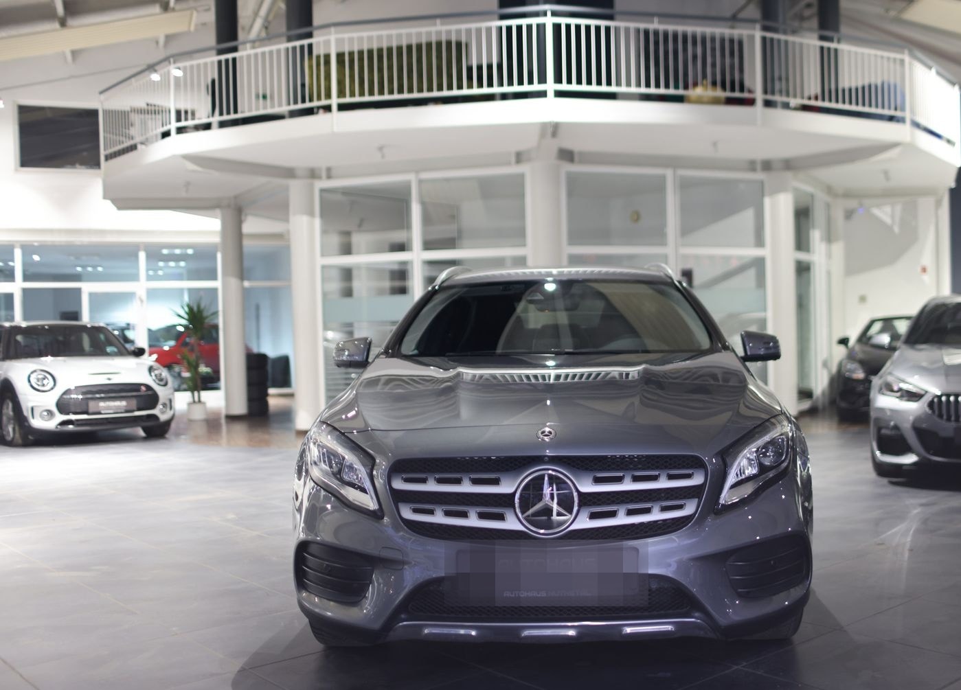 Mercedes-Benz GLA 250 AMG-LINE DISTRONIC / 360°-KAMERA foto 2