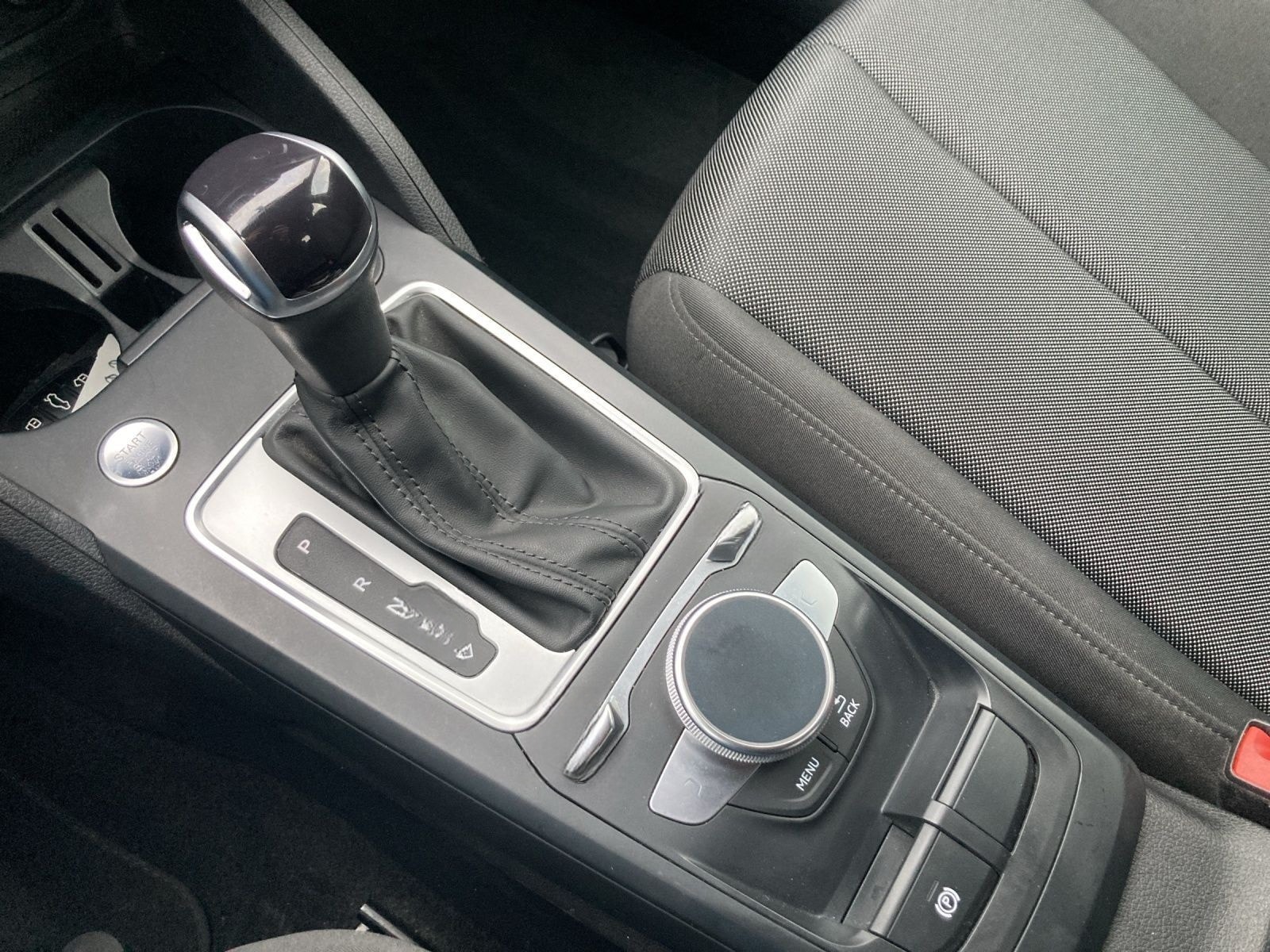 Audi Q2 30 TDI LED PDC NAVI+ KLIMA foto 11