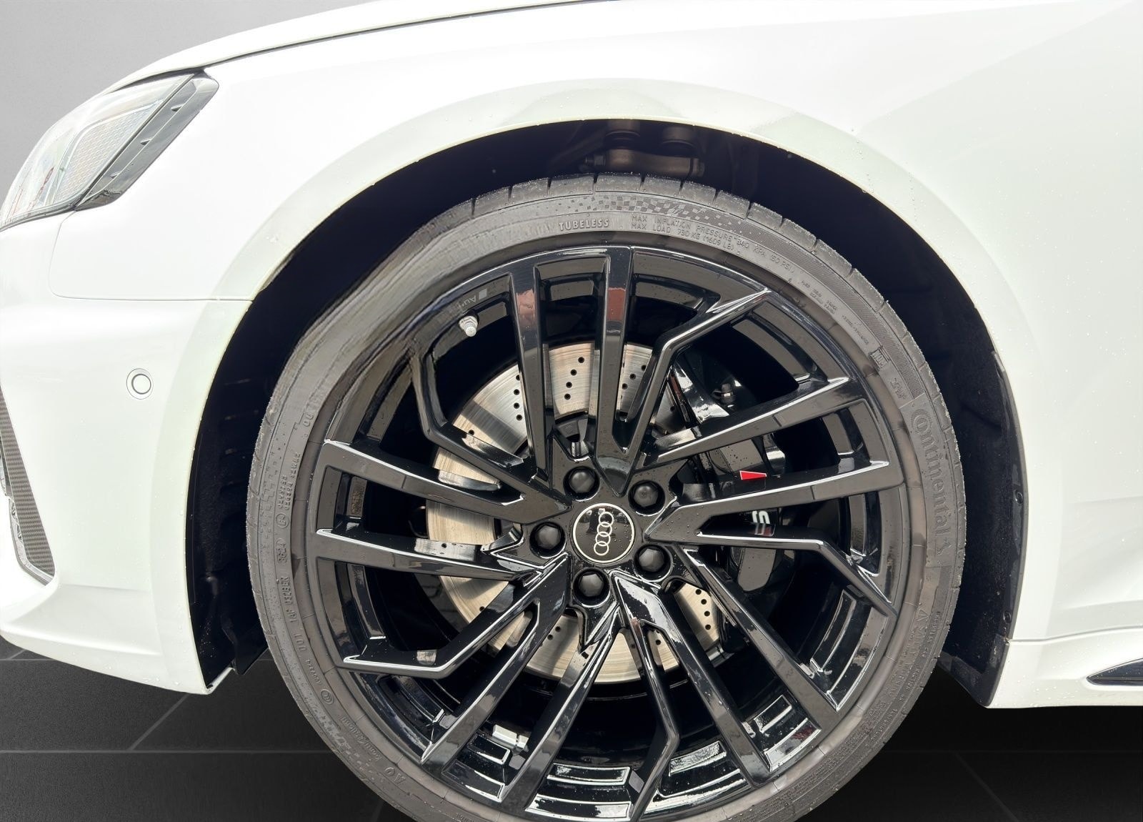 Audi RS 4 Avant Sportabgas/B&O/Optik Carbon/HUD/RS-Dy foto 8