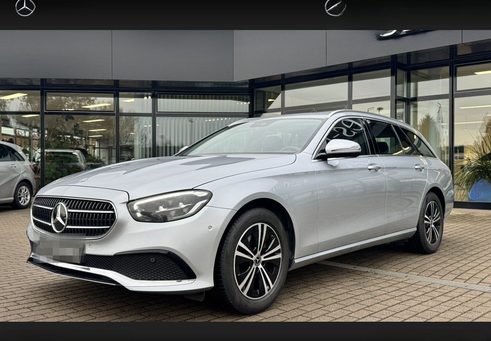 Mercedes-Benz E 220 d T-Modell AVANTGARDE+Navi+LEDAutom./Klima foto 1