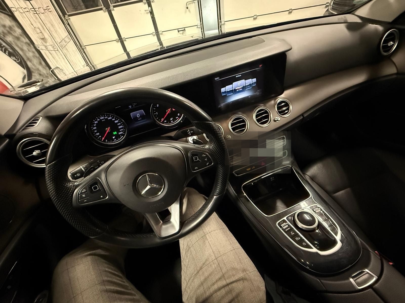 Mercedes-Benz E 220d Avantgarde AHK LED CAM NAVI foto 17