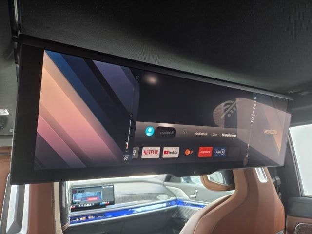 BMW M760 e xDrive Limousine Luftfederung AD Niveau N foto 19