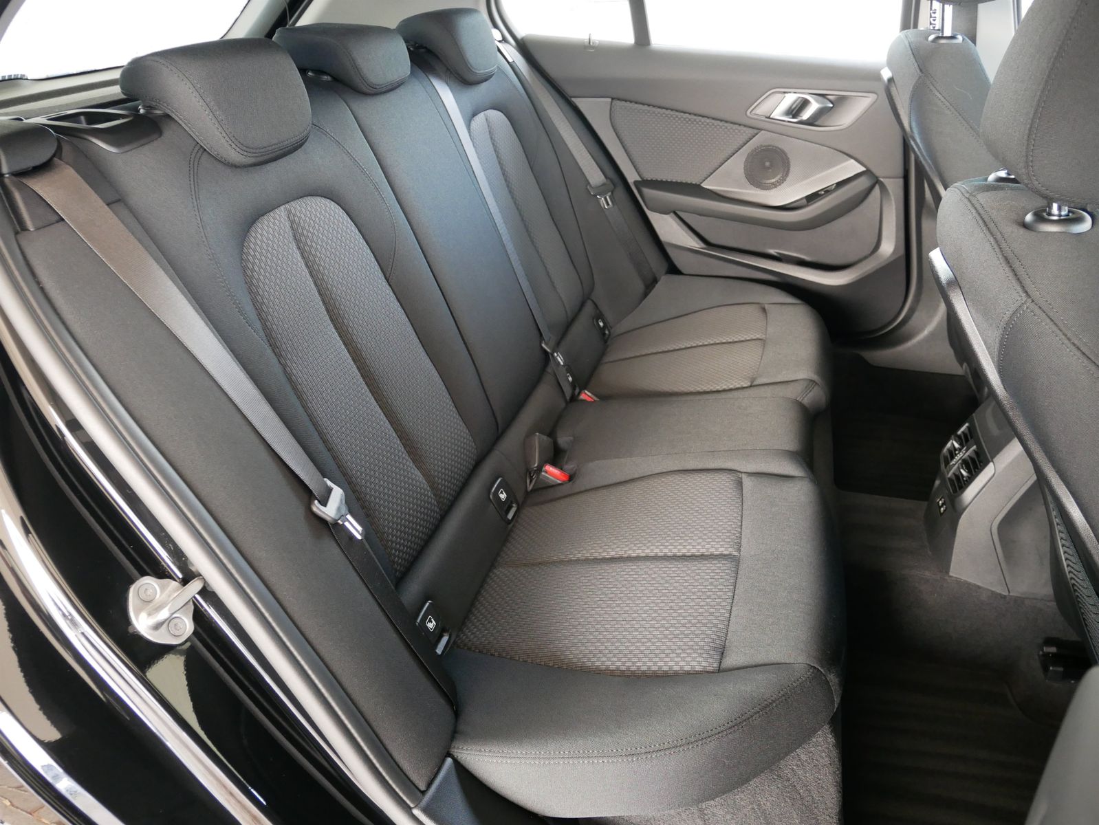 BMW 118d DAB LED NAVI SHZ Erstbesitz foto 21