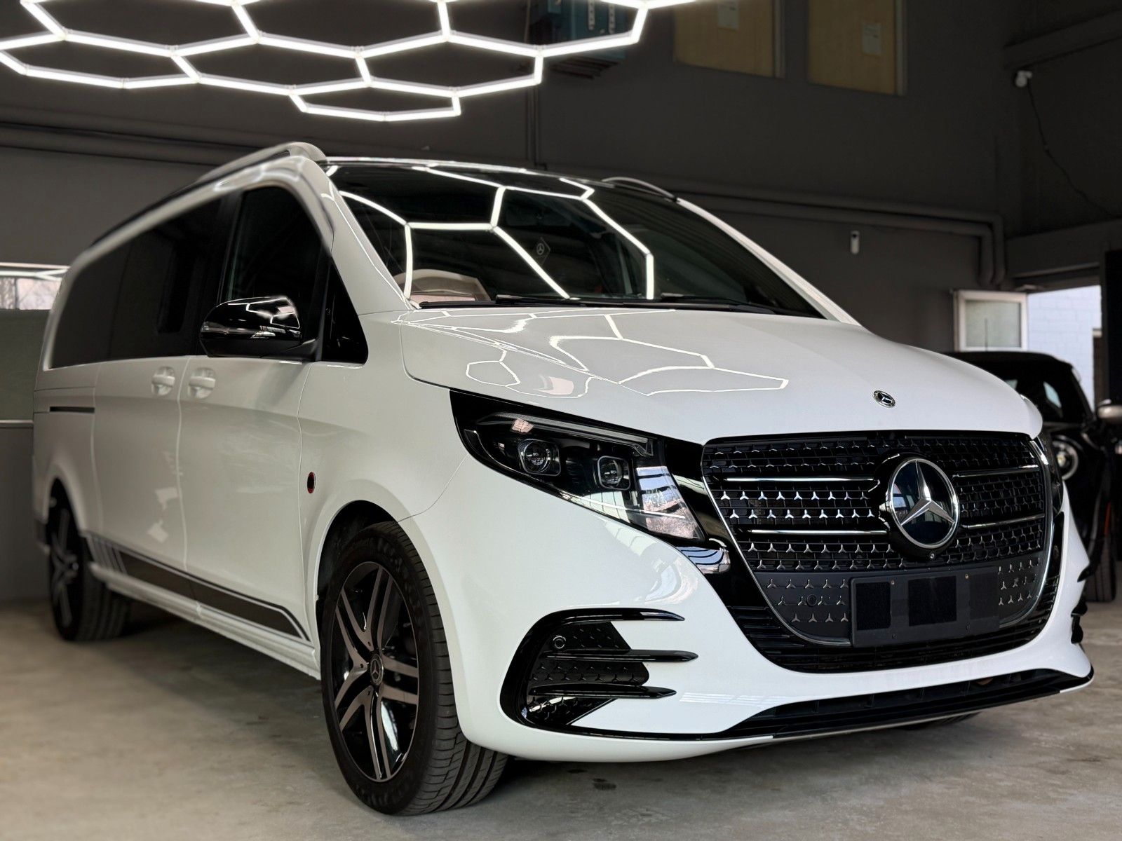 Mercedes-Benz Vito Extralang/AMG/LED/KAM/AHK/ALCANTARA/JBl foto 3