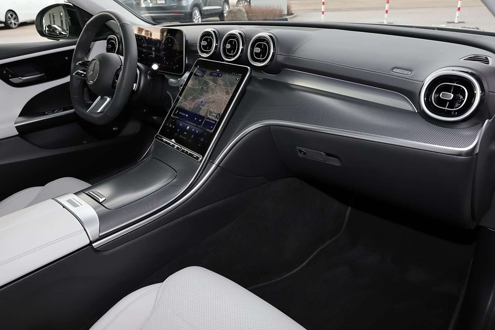 Mercedes-Benz C 180 T AMG NIGHT+TOTWINKEL+LED+KAMERA+18 ZOLL foto 7