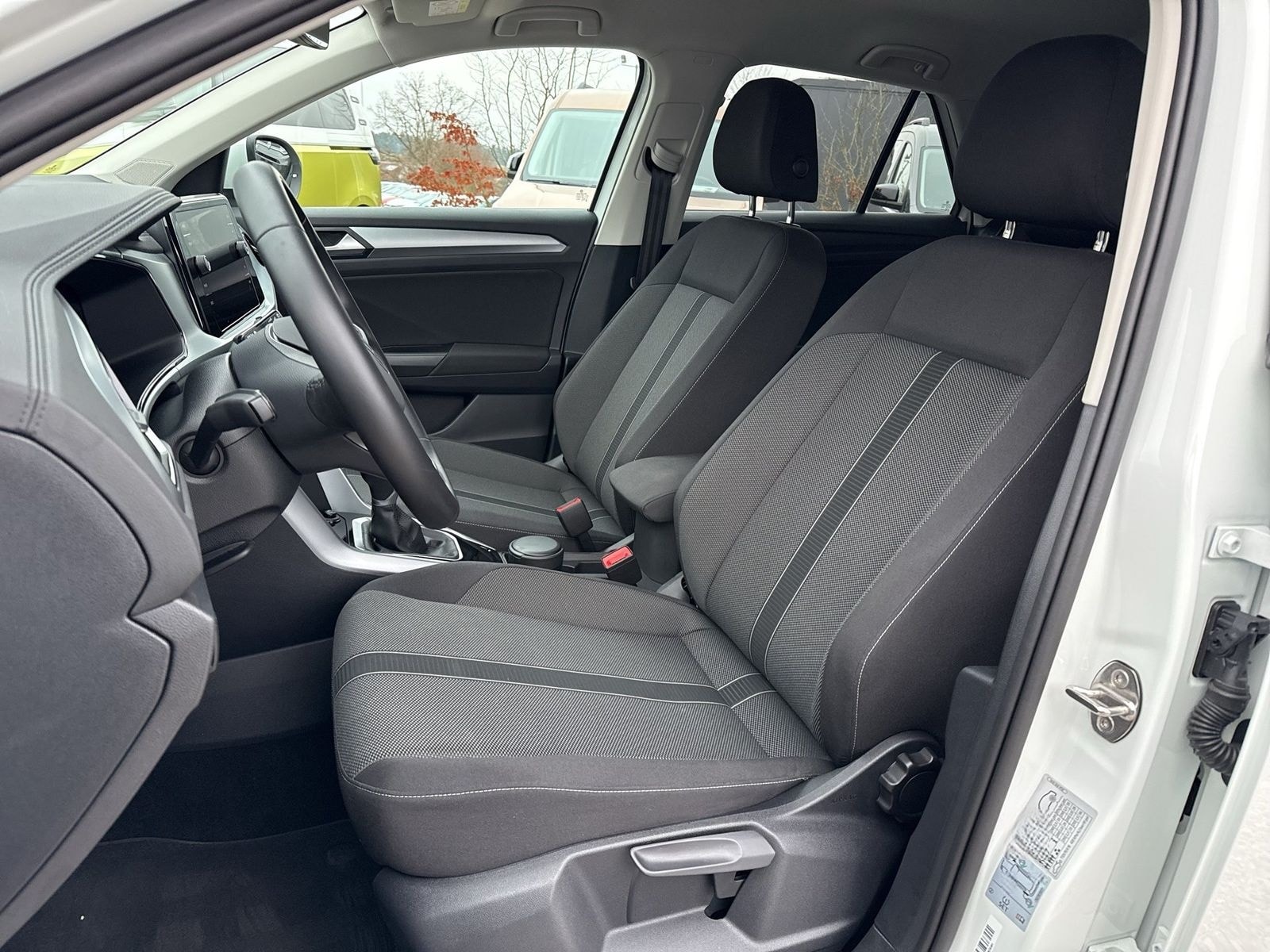 Volkswagen T-Roc Life TSI CarPlay/Virt/LED/Facelift/Navi foto 13