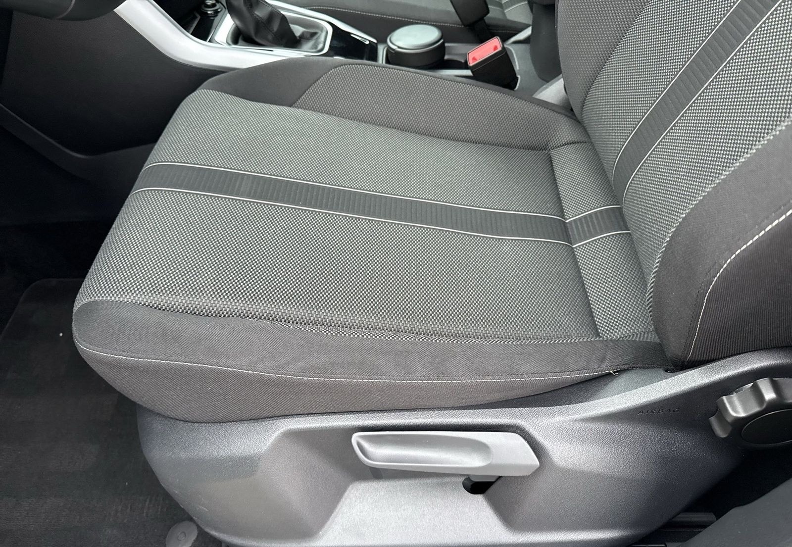 Volkswagen T-Roc Life TSI CarPlay/Virt/LED/Facelift/Navi foto 15