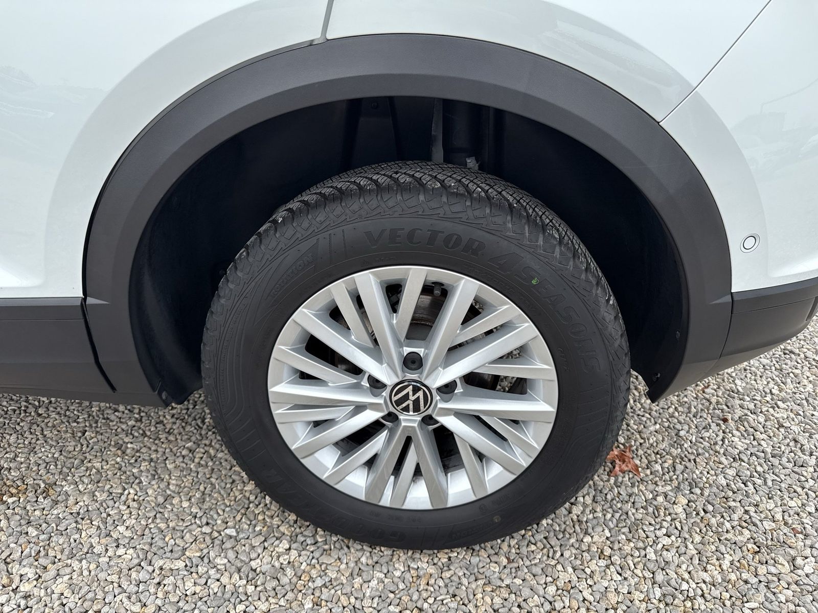 Volkswagen T-Roc Life TSI CarPlay/Virt/LED/Facelift/Navi foto 20