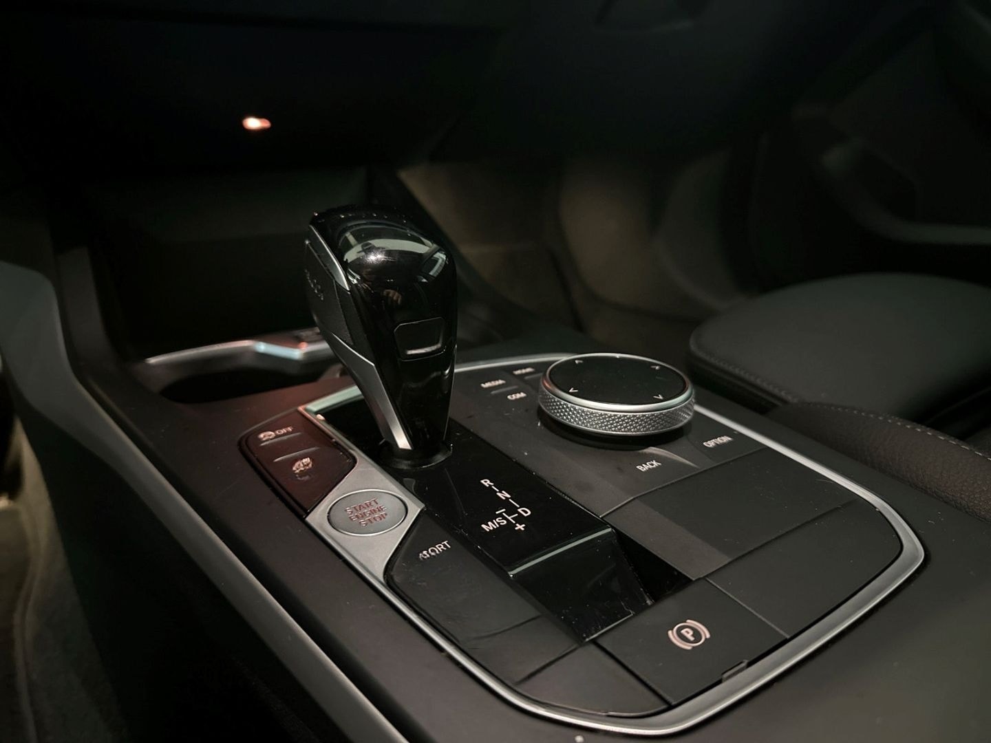 BMW 118 d Aut.Advantage CockpitPRO Sportsitz LED ALU foto 13