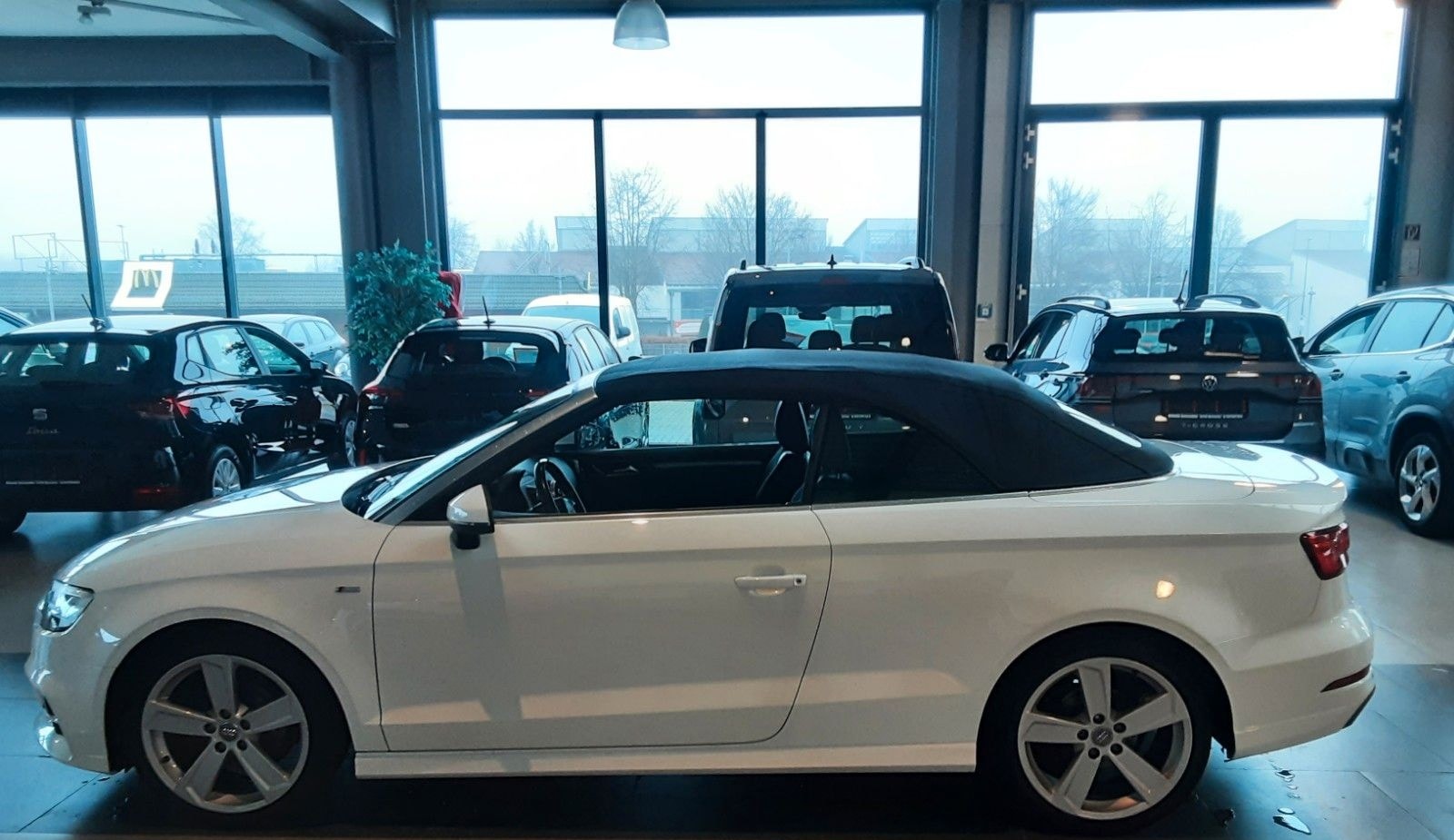 Audi A3 35 TFSI sport S-Line Cabrio Navi SH PDC LED foto 5