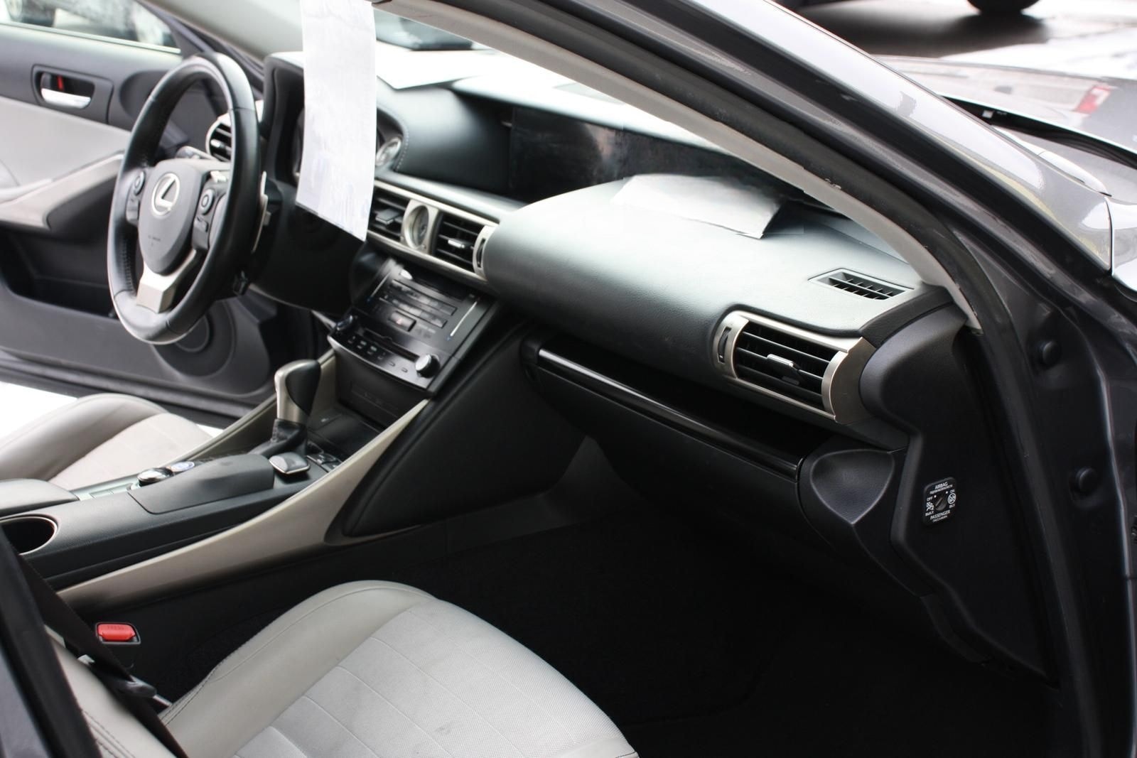 Lexus IS 250 2.5 V6 Executive Line 1. Hand TÜV neu foto 13