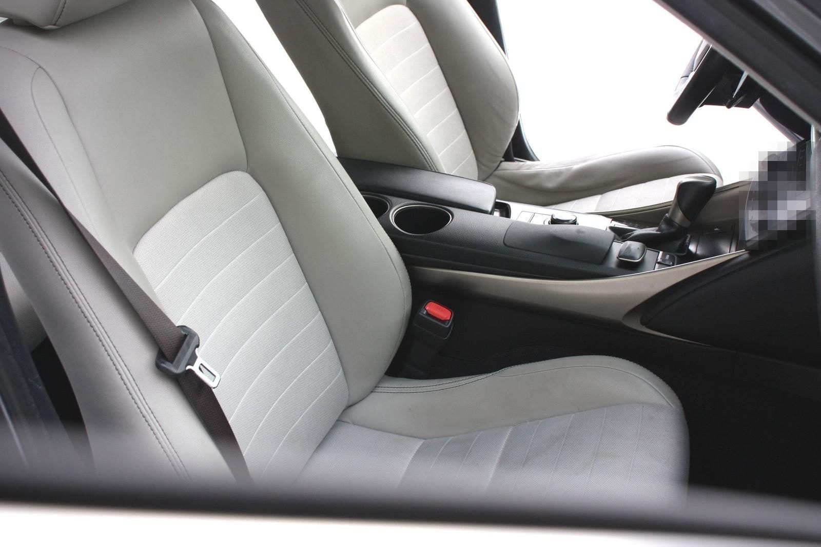 Lexus IS 250 2.5 V6 Executive Line 1. Hand TÜV neu foto 14