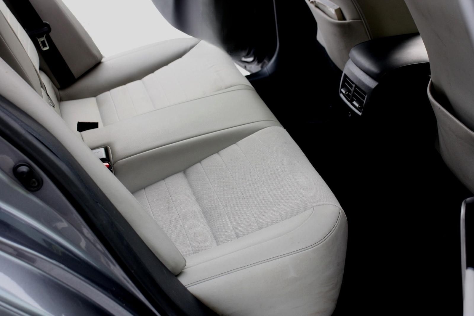 Lexus IS 250 2.5 V6 Executive Line 1. Hand TÜV neu foto 15