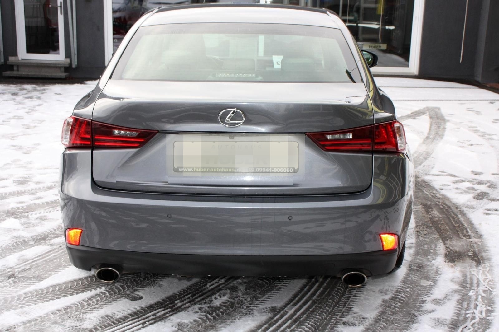 Lexus IS 250 2.5 V6 Executive Line 1. Hand TÜV neu foto 17