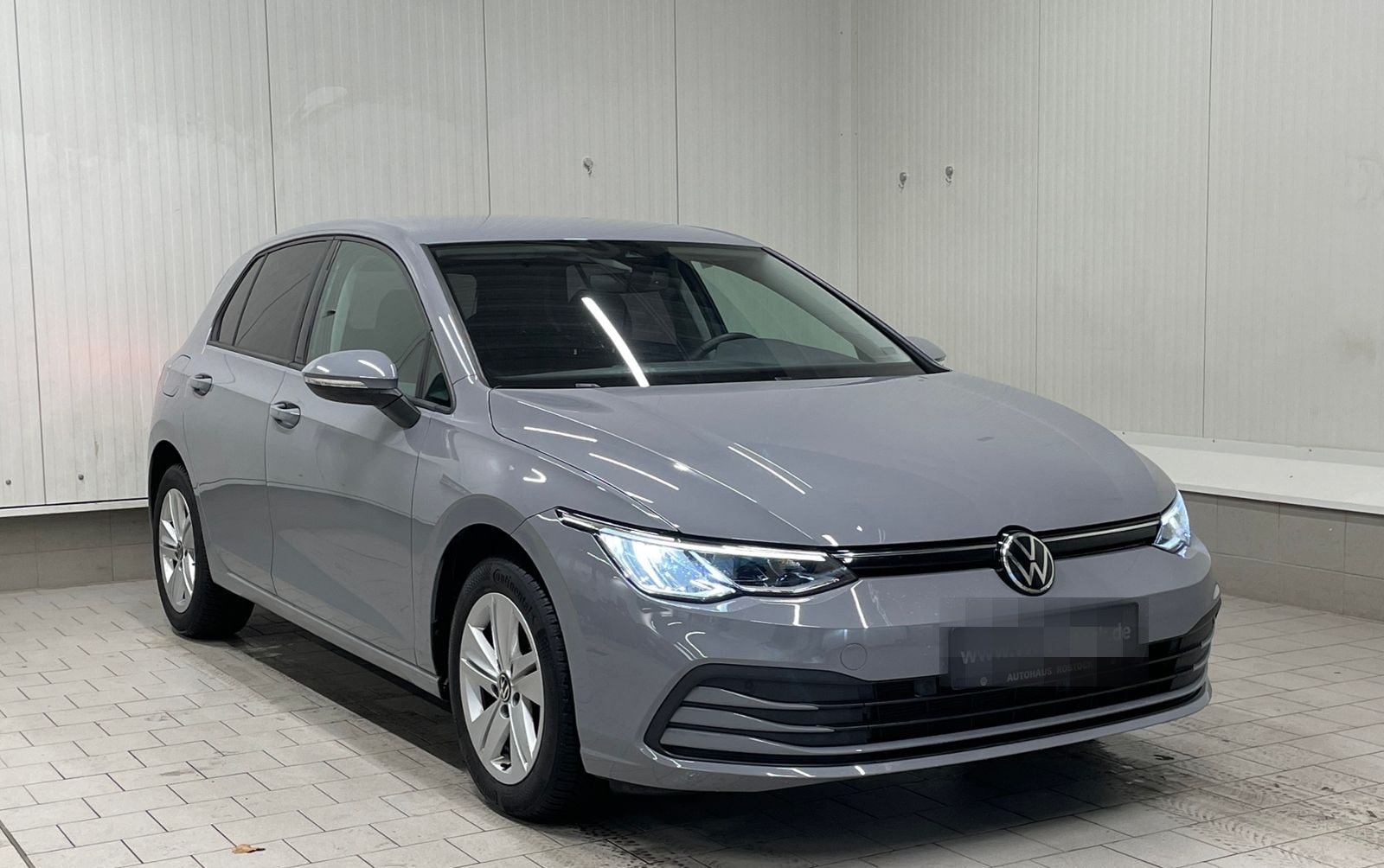 Volkswagen Golf VIII Life 1.0 eTSI DSG RFK NAVI ACC SHZ foto 2