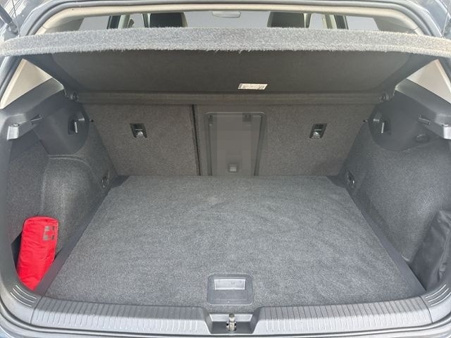 Volkswagen Golf VIII 1.5 TSI Style LED+NAVI+ACC+PARK-ASSIST foto 7