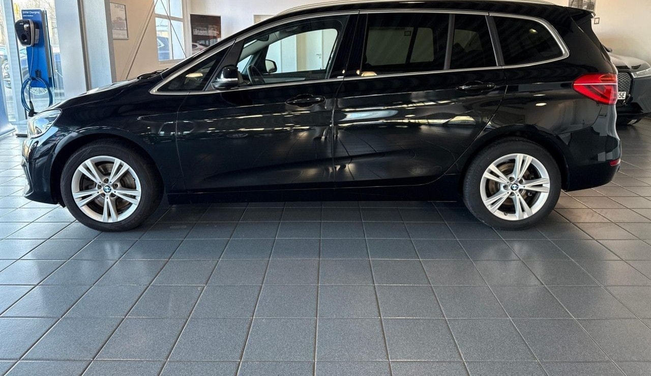 BMW 220d Gran Tourer Advantage Nav LED DrAs PaAs SHZ foto 9