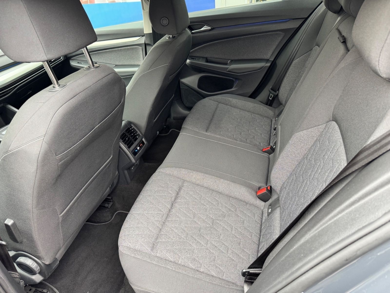 Volkswagen Golf VIII Lim MOVE*LED*KAMERA*StHz*NANI* foto 20