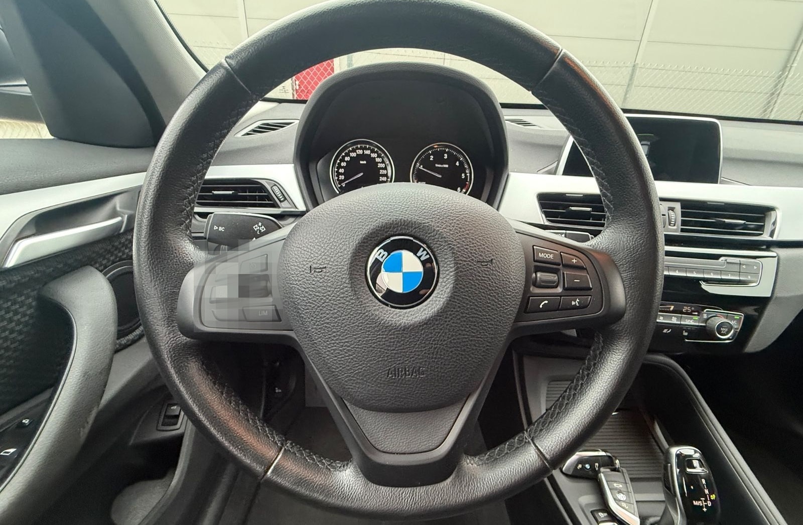 BMW X1 xDrive 18 d Advantage LED*NAVI*AUT*KLIMAAUT* foto 13