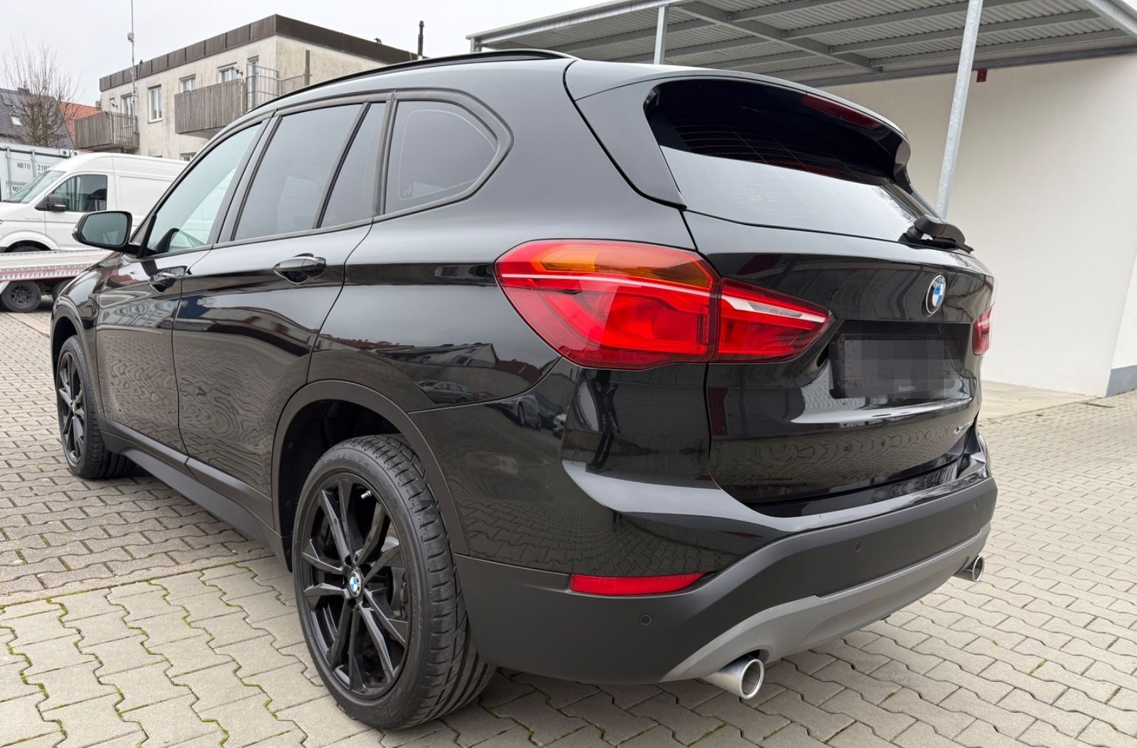 BMW X1 xDrive 18 d Advantage LED*NAVI*AUT*KLIMAAUT* foto 3