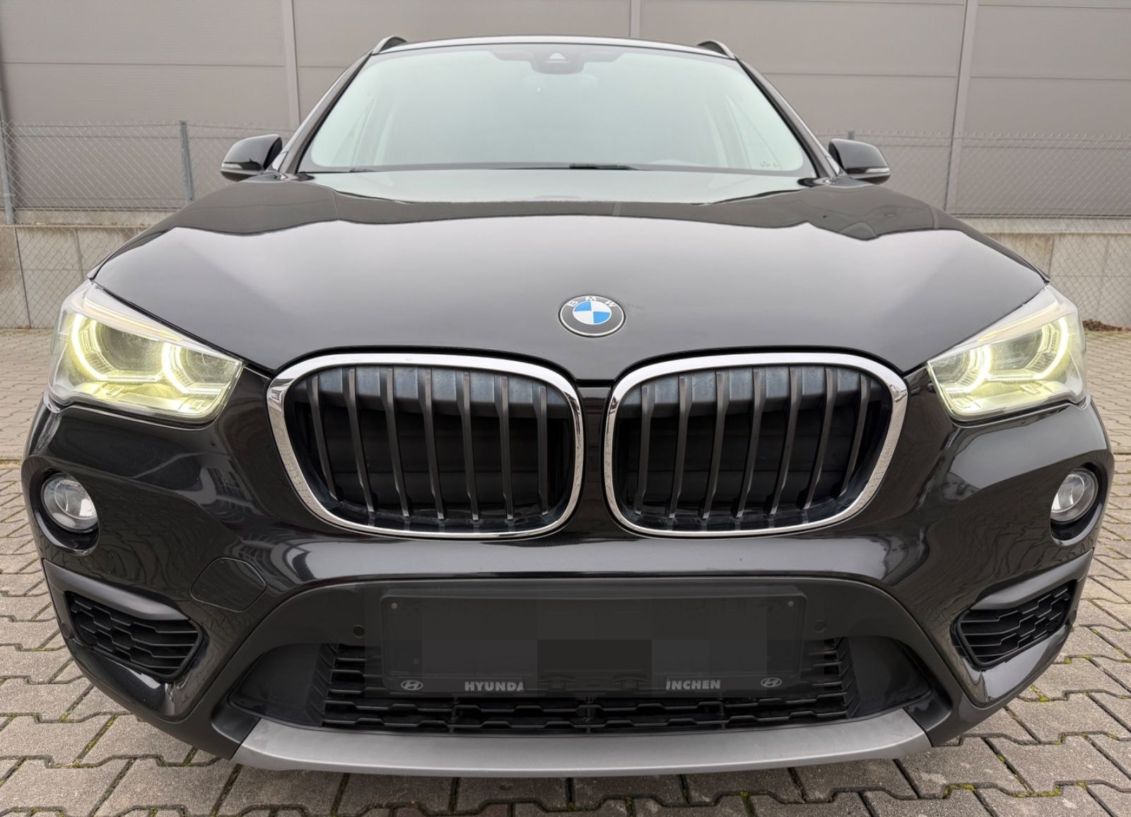 BMW X1 xDrive 18 d Advantage LED*NAVI*AUT*KLIMAAUT* foto 8