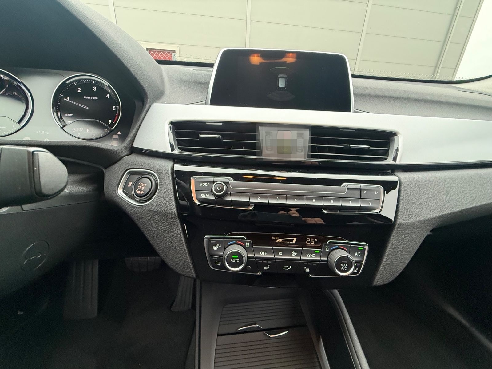 BMW X1 xDrive 18 d Advantage LED*NAVI*AUT*KLIMAAUT* foto 10