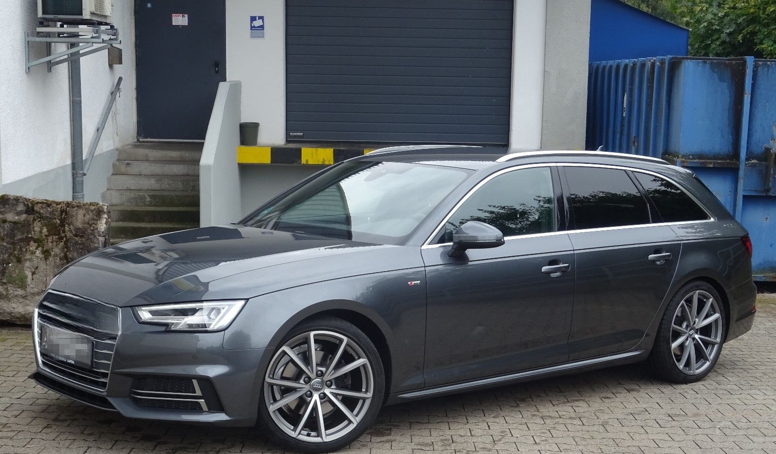 Audi A4 Avant S line sport Virtual/LED/19"LM/3xSLine foto 1