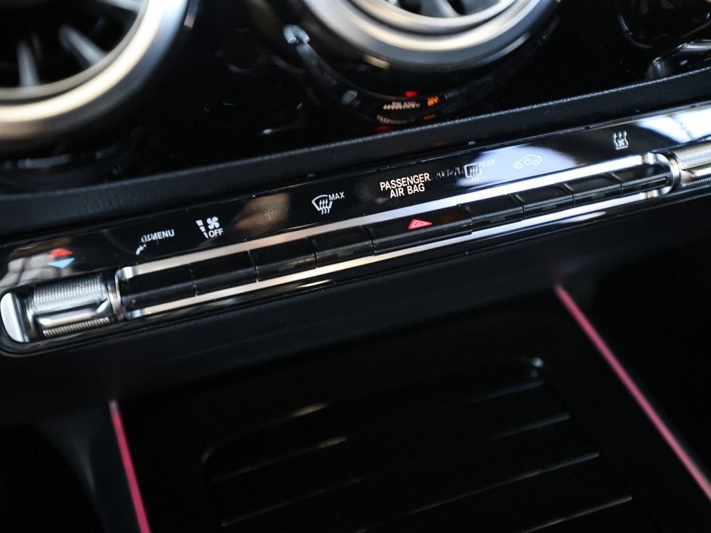 Mercedes-Benz EQA 300 4M AMG Sport Advanced LED Navi Kamera Sp foto 17