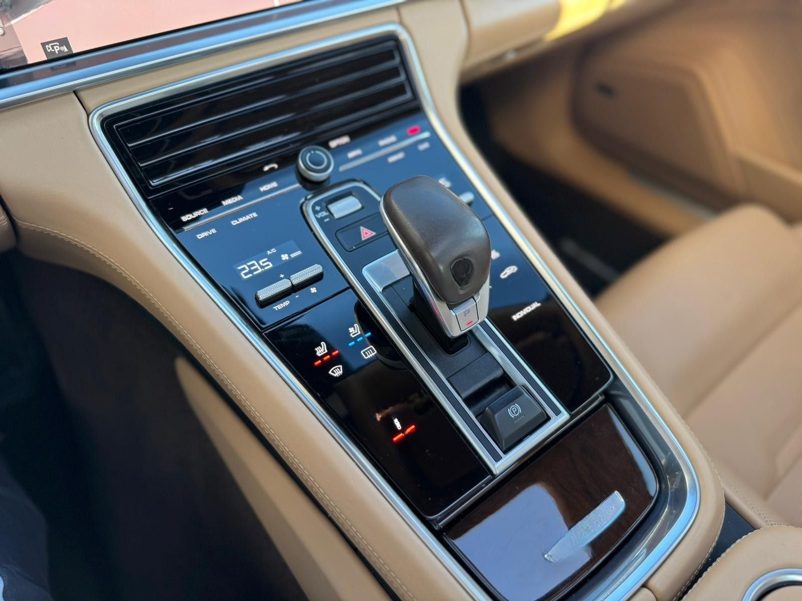 Porsche Panamera Turbo Pano+Matrix+Beige+360°Kam+21Zoll foto 16