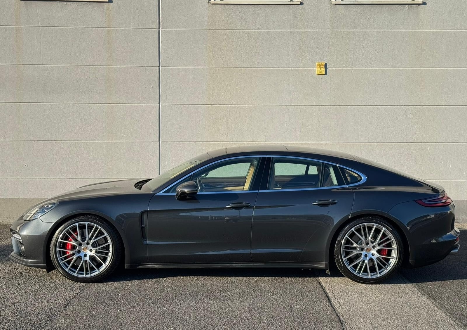Porsche Panamera Turbo Pano+Matrix+Beige+360°Kam+21Zoll foto 9