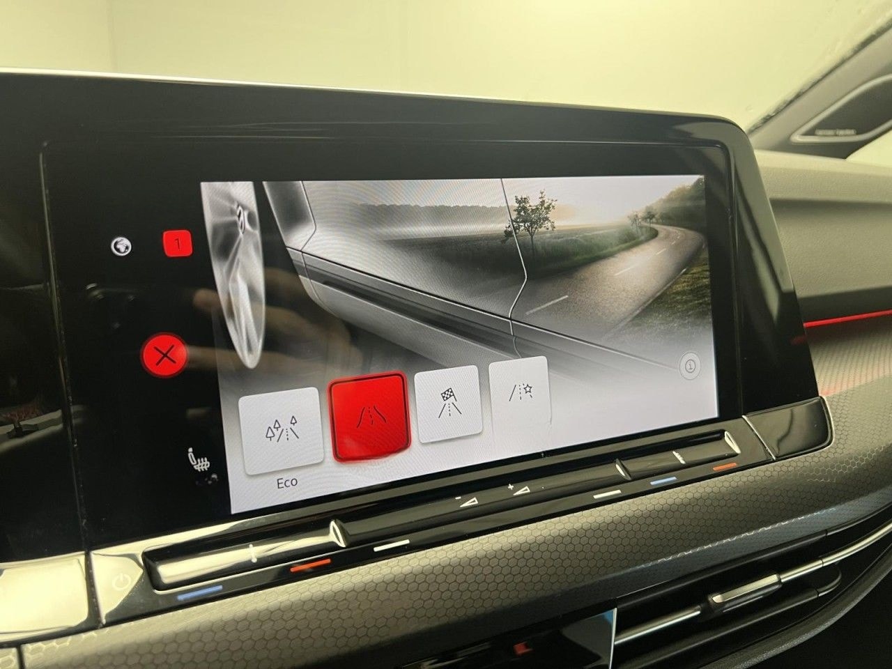 Volkswagen Golf VIII GTI Clubsport 2.0 TSI DSG Klima Navi foto 15