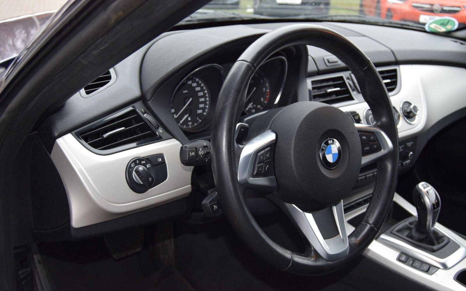 BMW Z4!AUTOMATIK!Leder,Xenon,Sitzh,Parks,V&H,, foto 10