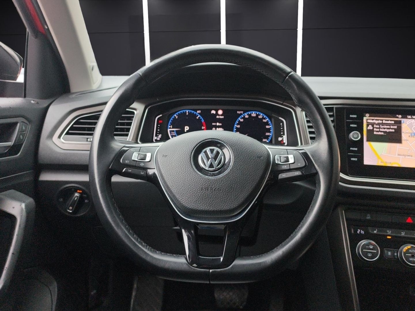 Volkswagen T-Roc Style Standheizung, Pano, Navi, RFK, ACC foto 6