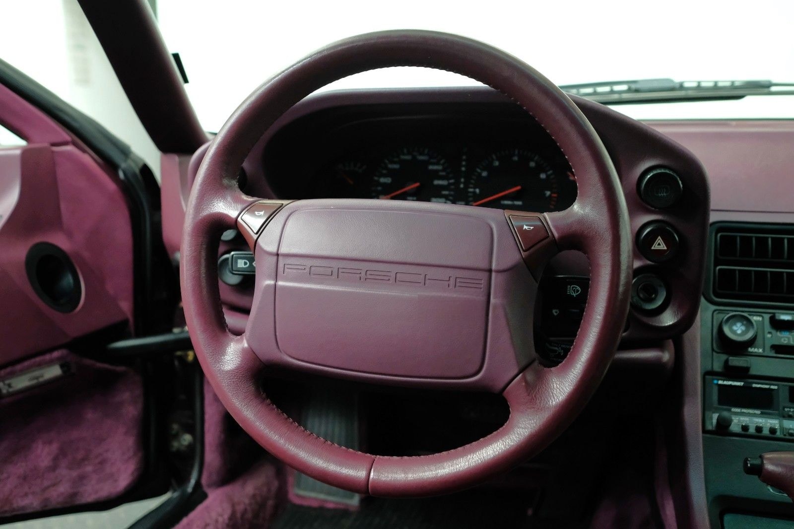 Porsche 928 GTS/UNIKAT/DT.AUSLIEFERUNG/1.HAND foto 16