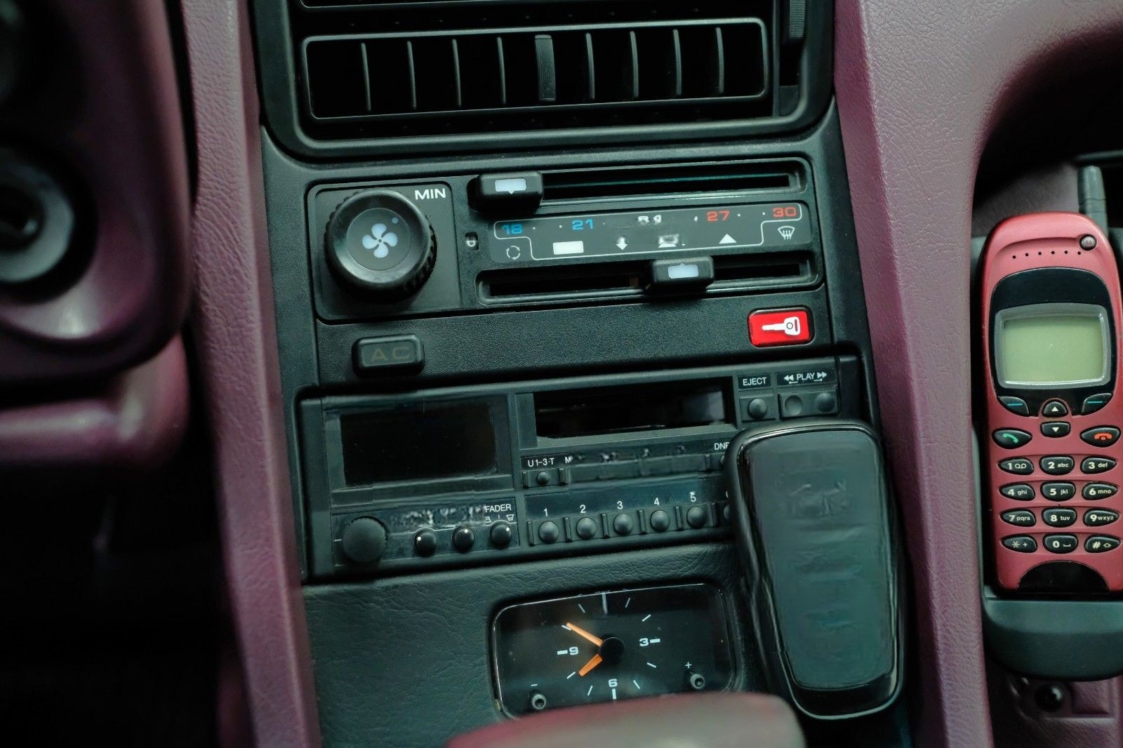 Porsche 928 GTS/UNIKAT/DT.AUSLIEFERUNG/1.HAND foto 18