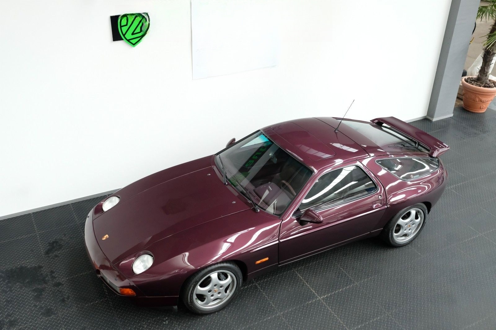 Porsche 928 GTS/UNIKAT/DT.AUSLIEFERUNG/1.HAND foto 3