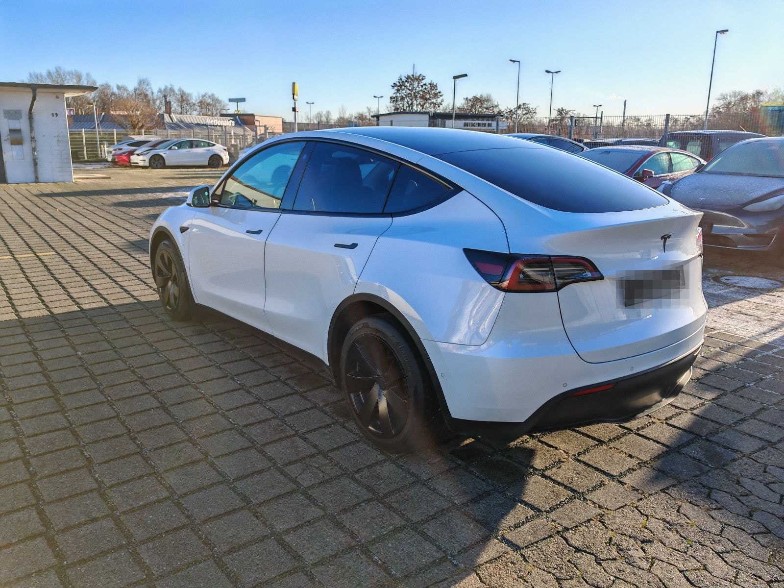 Tesla Model Y LongRange AWD / AHK foto 13