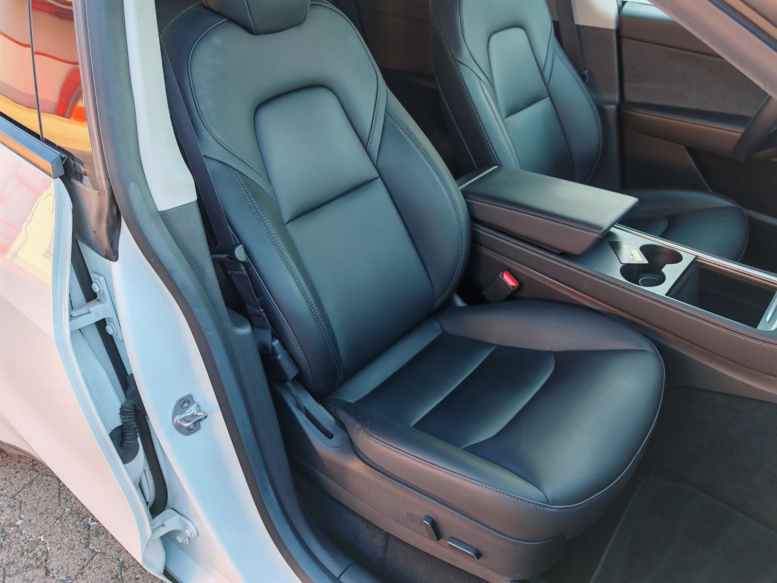 Tesla Model Y LongRange AWD / AHK foto 6